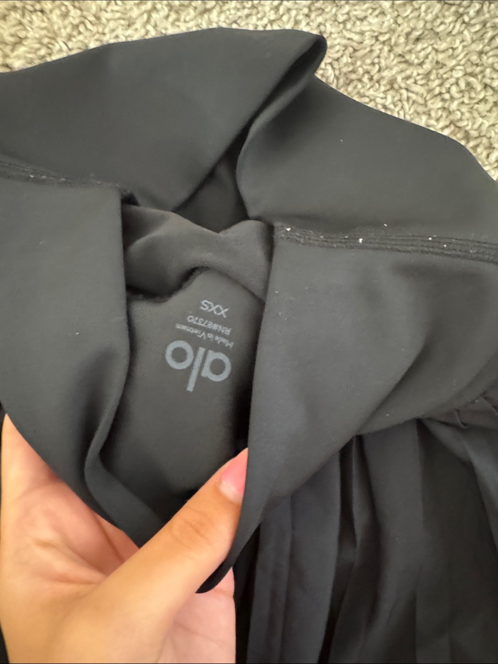 ALO Yoga Black Pleated Circle Skater Skirt - Picture 3 of 3